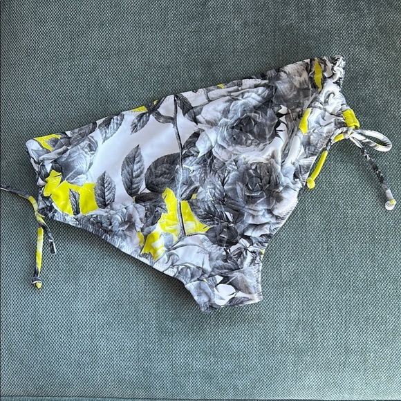 Floral Bikini Bottom with Side Ties - Picture 4 of 5